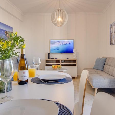 Old Town 2Br 50M Ocean W/ Ac Wi-Fi Parking Terrace Lägenhet Albufeira Exteriör bild