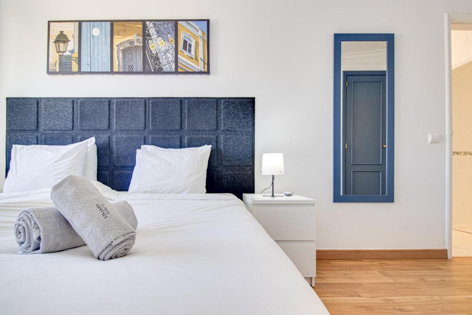 Old Town 2Br 50M Ocean W/ Ac Wi-Fi Parking Terrace Lägenhet Albufeira Exteriör bild